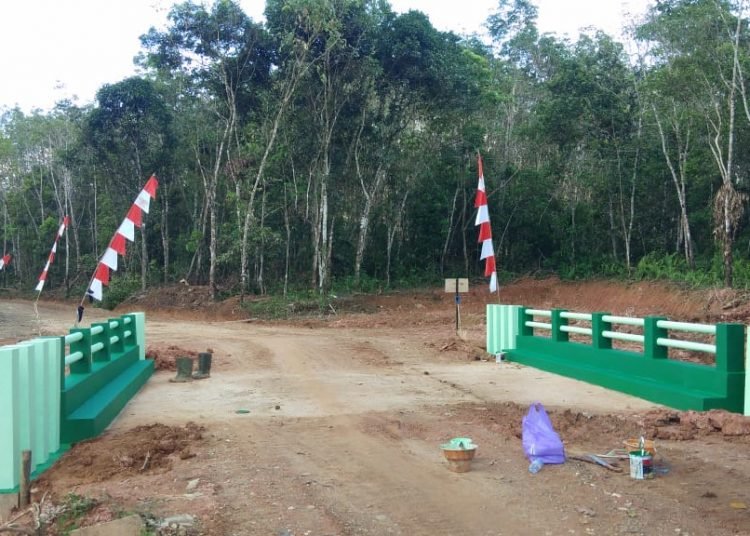 JEMBATAN DESA LOK BATU RAMPUNG