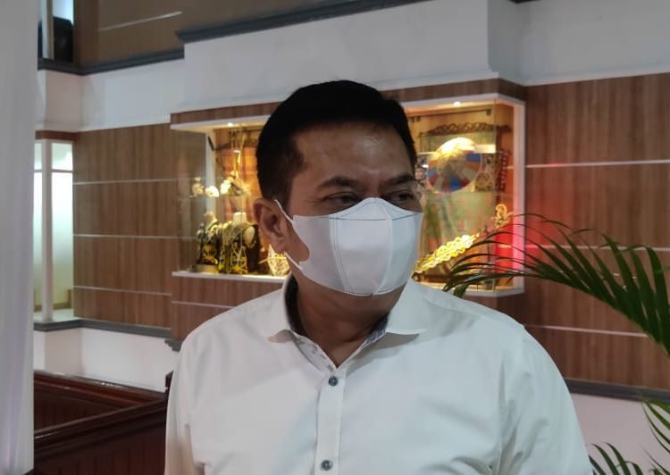 SOAL PERUSDA, SEKDA ENGGAN KOMENTAR