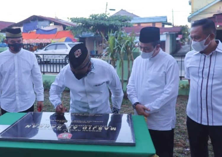 PANGDAM VI/MLW RESMIKAN MASJID SAAT NUZULUL QUR’AN 1442 H
