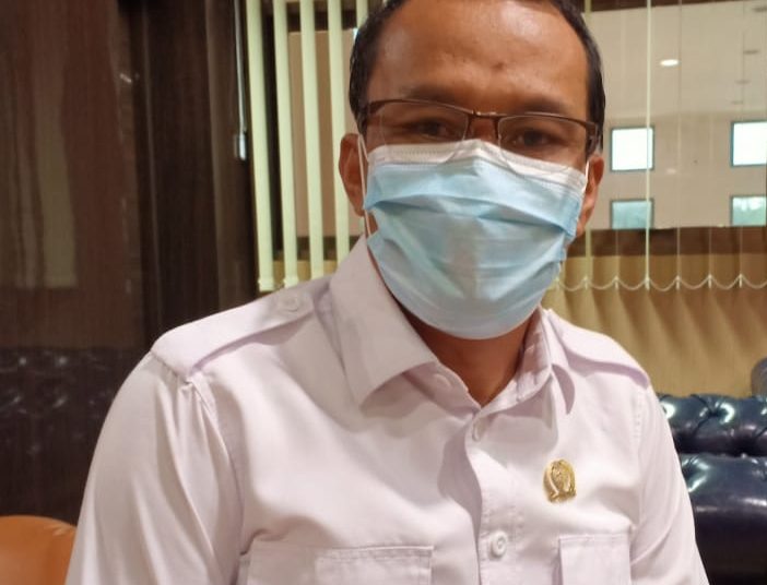 KETUA DEWAN MINTA WARGA TINGKATKAN SKILL