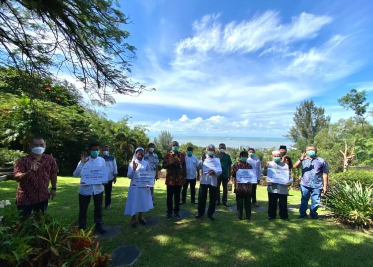 RAYAKAN IDUL FITRI, PHKT BAGI SANTUNAN DAN DOA BERSAMA
