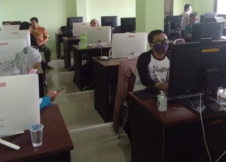 TANTANGAN DARING DI PESANTREN