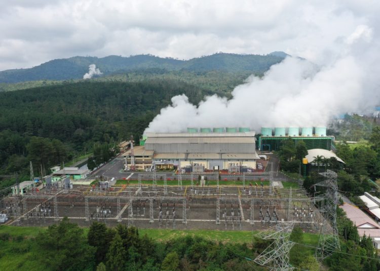 PLN BUKUKAN LABA BERSIH 38,6% DI MASA PANDEMI