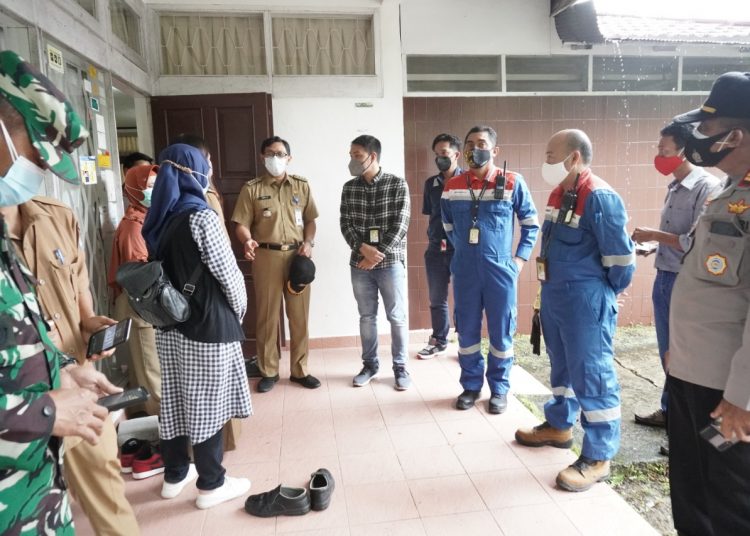 PEMKOT KUNJUNGI FASILITAS PENANGANAN COVID-19 DI PERTAMINA