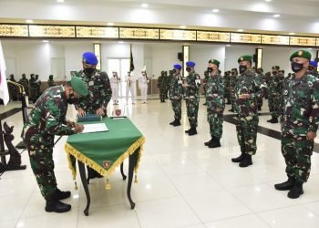 PANGDAM PIMPIN SERTIJAB DI KODAM VI/MLW