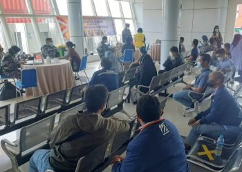 TKBM DAN PETUGAS PELABUHAN JADI SASARAN SERBUAN VAKSIN