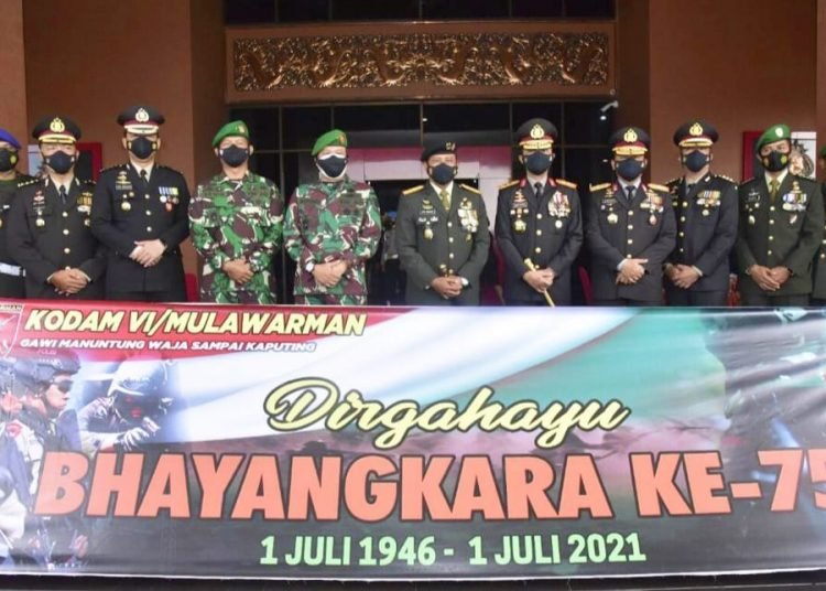 PANGDAM VI/MLW HADIRI HUT BHAYANGKARA