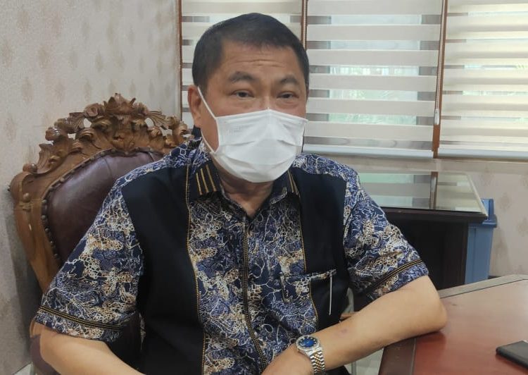 COASTAL ROAD MANDEG, PENGUSAHA MERUGI 