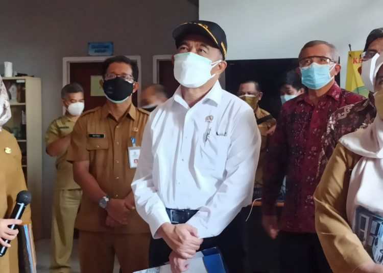 MENKO PMK KATAKAN JANGAN ADA VAKSIN TERTAHAN