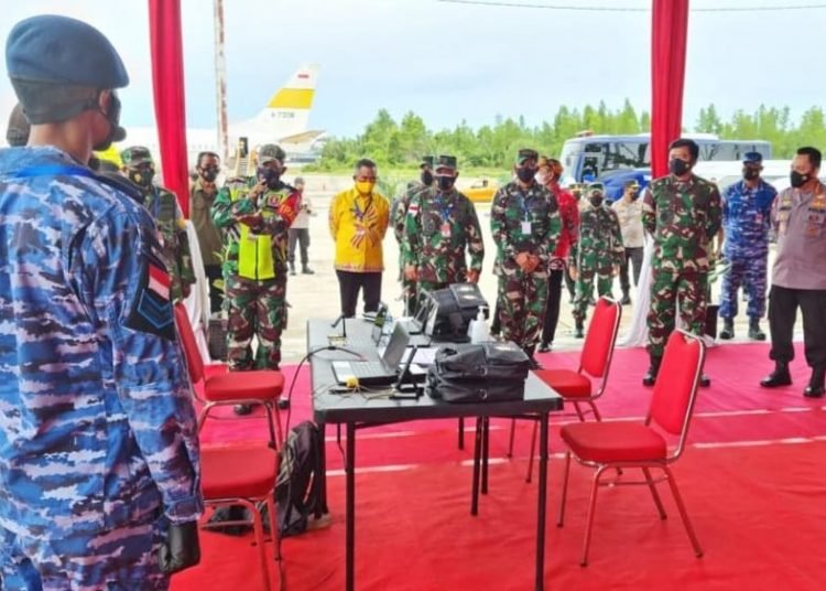 DANREM 092/MAHARAJALILA SAMBUT KEDATANGAN PANGLIMA TNI DAN KAPOLRI
