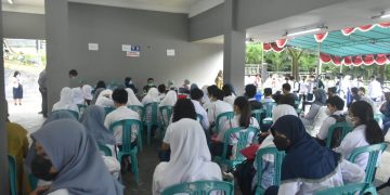 DINKES GELAR 3.350 VAKSINASI MASYARAKAT UMUM