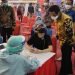 DUKUNG PEMERINTAH, OJK DAN BI GELAR VAKSINASI BERSAMA