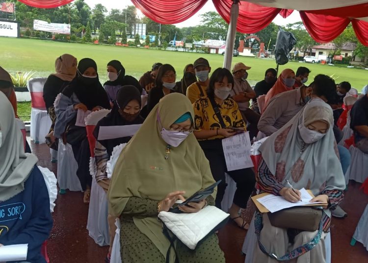 VAKSINASI MASSAL SERENTAK SELURUH INDONESIA