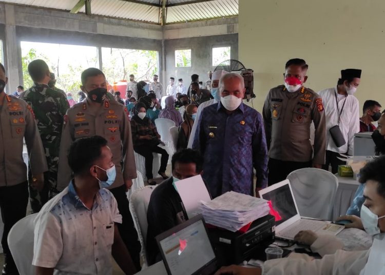 VAKSINASI MERDEKA SASAR PONDOK PESANTREN SYAICHONA CHOLIL