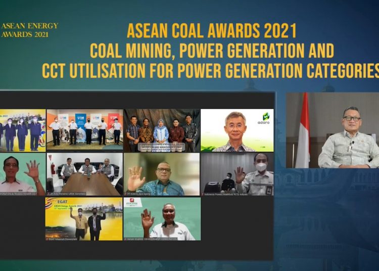 PLN RAIH PENGHARGAAN INTERNASIONAL DI BIDANG LINGKUNGAN