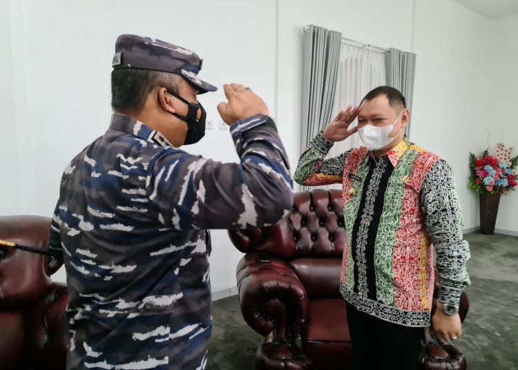 DANLANAL BALIKPAPAN KUNJUNGI BUPATI PASER