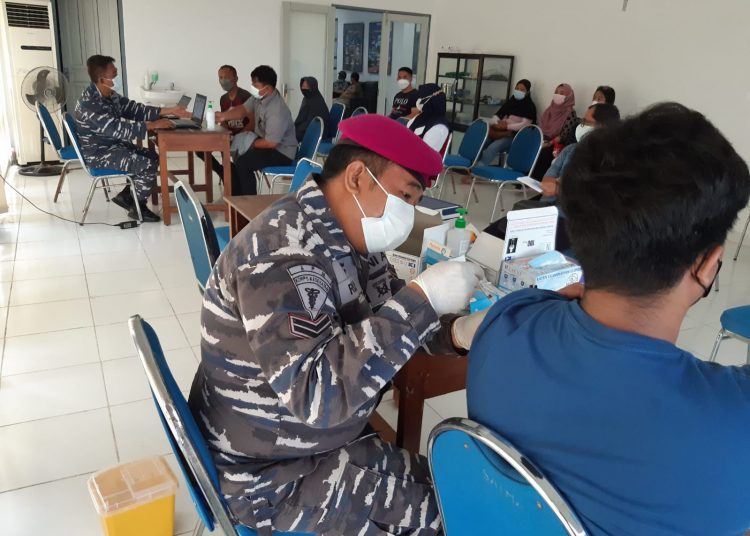 LANAL BALIKPAPAN KEMBALI GELAR VAKSINASI