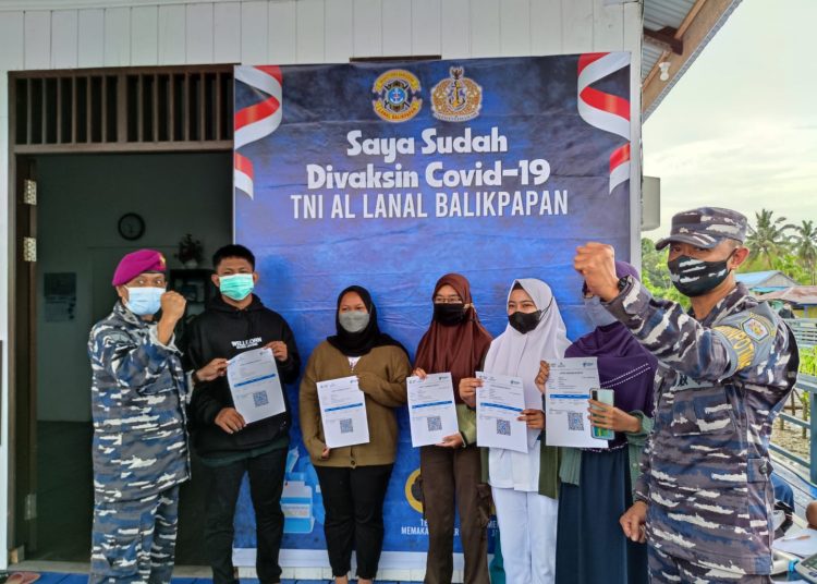 LANAL BALIKPAPAN GELAR SERBUAN VAKSIN DI KUKAR