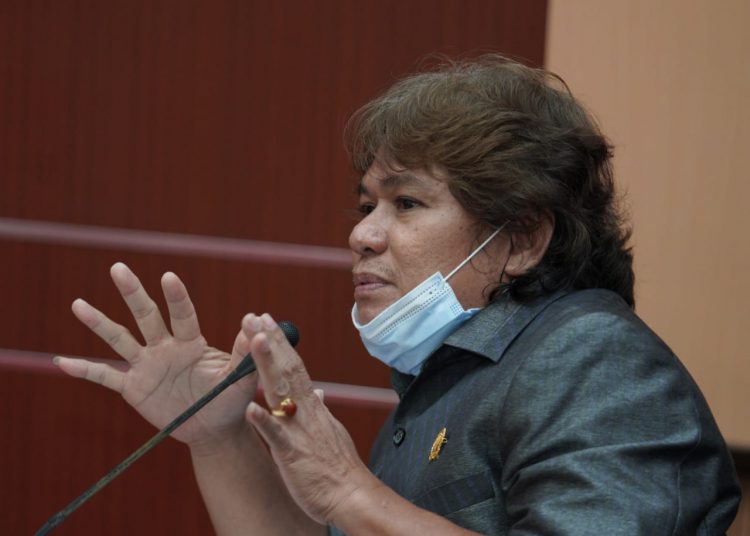 DPRD USULKAN PENGHENTIAN PENYERTAAN MODAL BANK KALTIMTARA