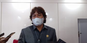 ANGGOTA DEWAN DUKUNG TUNTUTAN ORMAS BONTANG