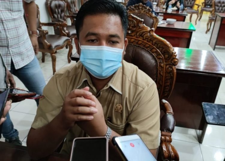 DPRD SIAP LANJUTKAN RAPERDA PKL