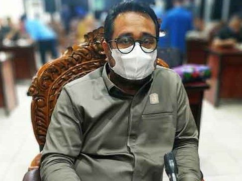 DPRD DUKUNG RETRIBUSI PKL