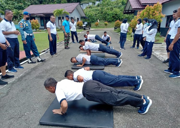LANAL BALIKPAPAN GELAR TES FISIK RUTIN