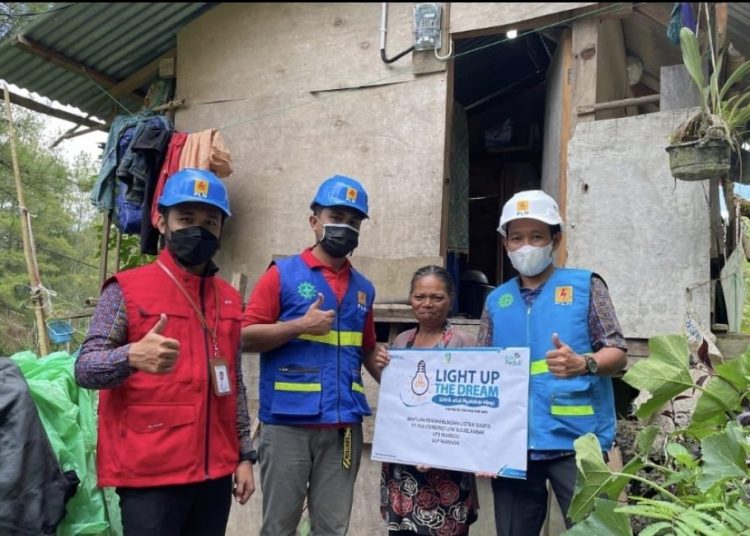 DONASI PLN WUJUDKAN MIMPI WARGA NIKMATI LISTRIK