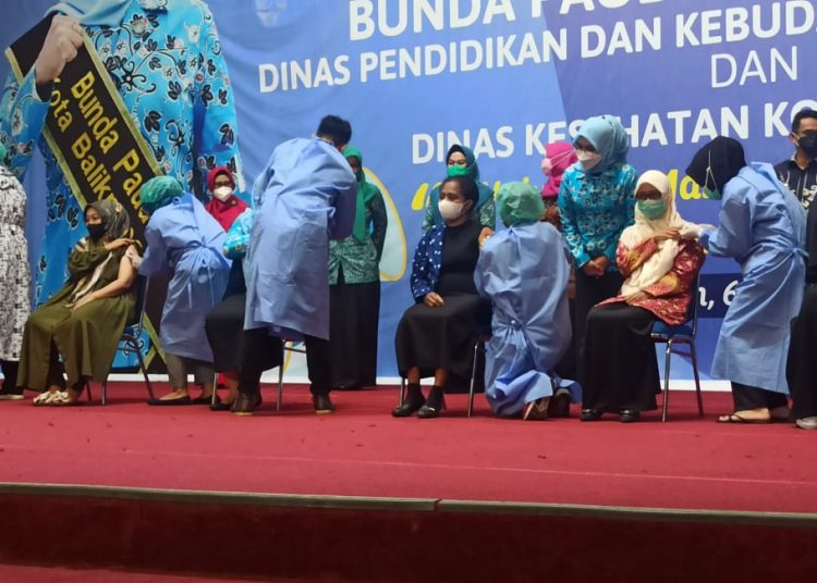 BUNDA PAUD KOTA BALIKPAPAN GELAR VAKSINASI PEDULI PENANGANAN COVID 19
