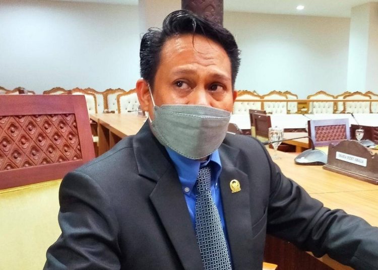 MARAKNYA TRUCK ANTRI BBM, DPRD SAMARINDA BERENCANA TURUN KE SPBU