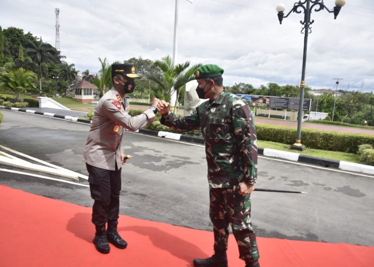JALIN SINERGITAS, PANGDAM SILATUTRAHMI KE POLDA KALTIM