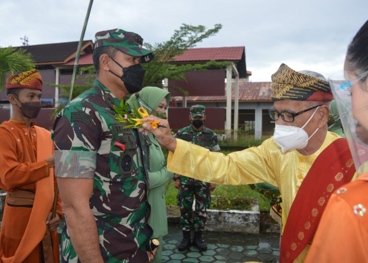 PANGDAM VI/MLW KUNKER PERTAMA KE KALTARA