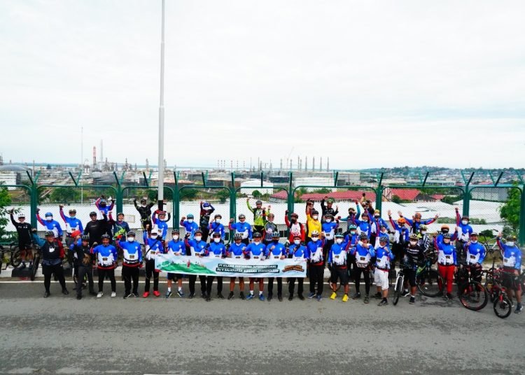 PERTAMINA TANAM 300 MERANTI