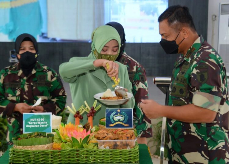 DANREM 101/ANTASARI HADIRI SYUKURAN HUT KE-60 KOWAD