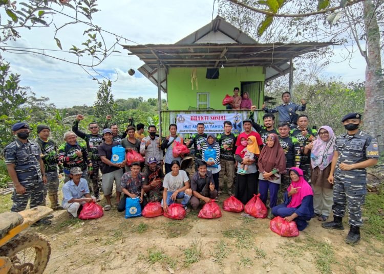 LANAL GELAR SERBUAN VAKSIN DAN TRAIL BAKSOS