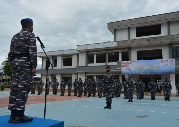 PERINGATI HARI ARMADA, LANAL GELAR UPACARA DAN ZIARAH