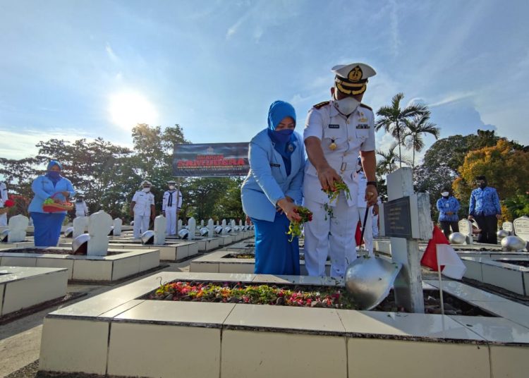 LANAL GELAR ZIARAH DI HARI DHARMA SAMUDERA