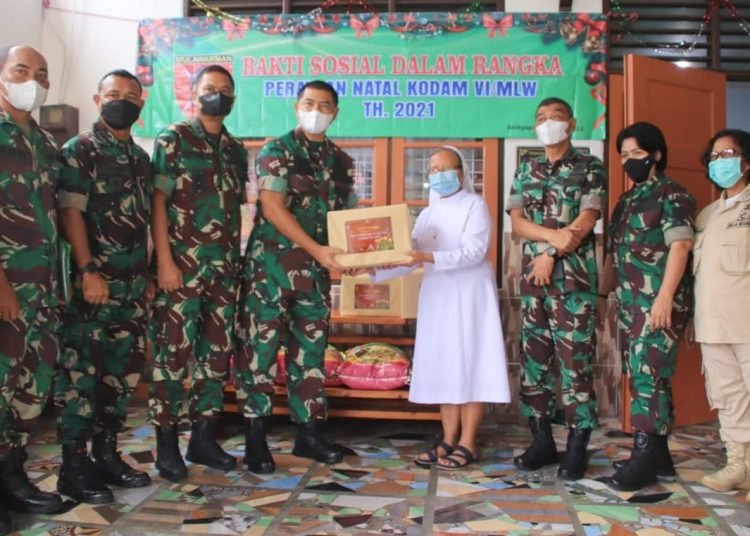 KASDAM VI/MLW PIMPIN BAKSOS NATAL