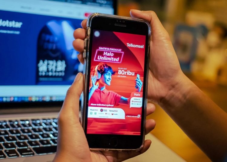 TELKOMSEL BERINOVASI LEWAT HALO UNLIMITED