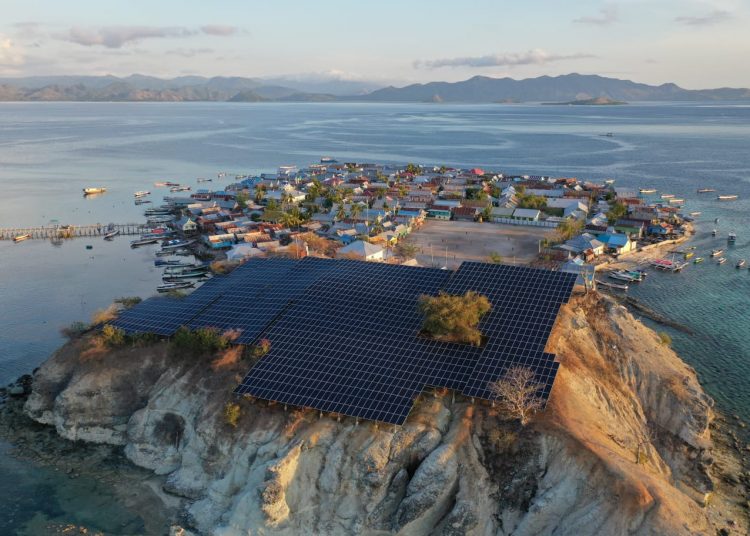 PLN TERUS DORONG KONVERSI PLTD KE EBT