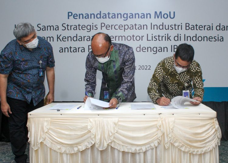 PLN GANDENG IBC BANGUN BESS