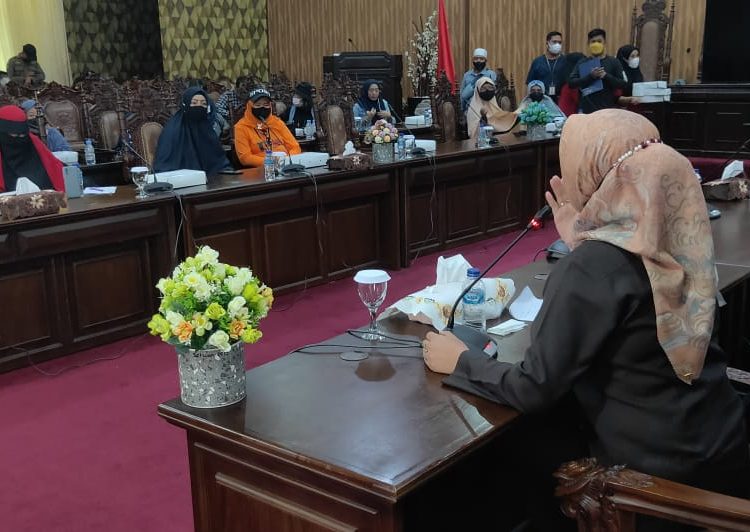 IRT ADUKAN KELANGKAAN MIGOR