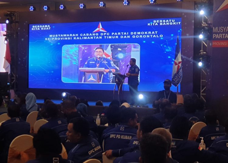 POLITIK BRANDING JADI FOKUS DEMOKRAT