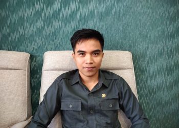 MAFIA LAPAK DIDUGA BERMAIN DI SENAKEN