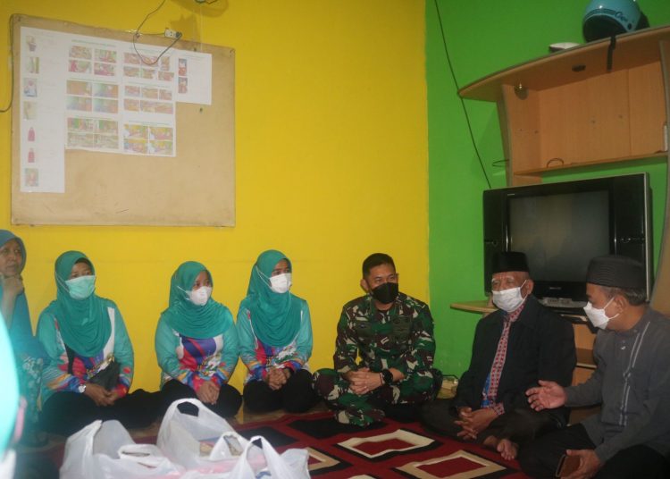 KODIM 0907/TRK GELAR SAHUR ON THE ROAD