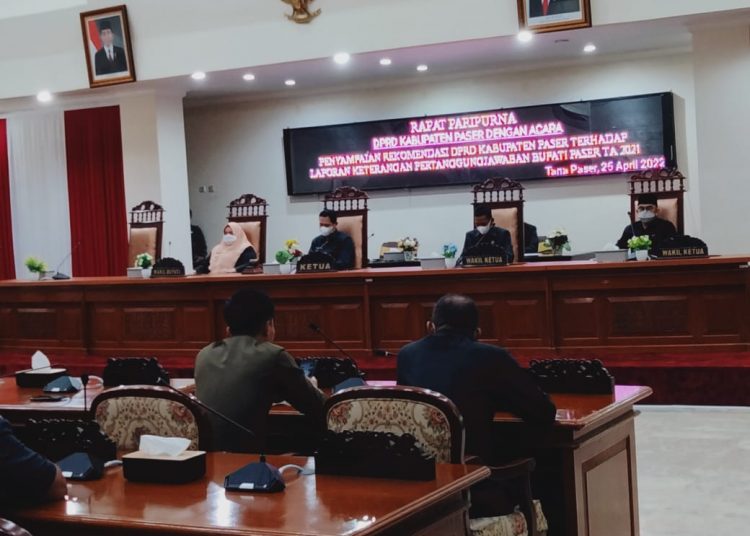 DPRD SAMPAIKAN 12 REKOMENDASI LKPJ