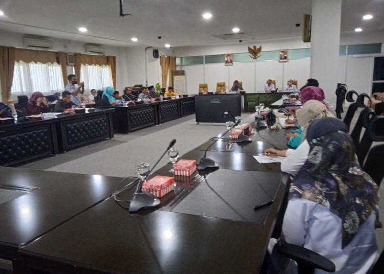 DPRD DUKUNG DOB PASER SELATAN