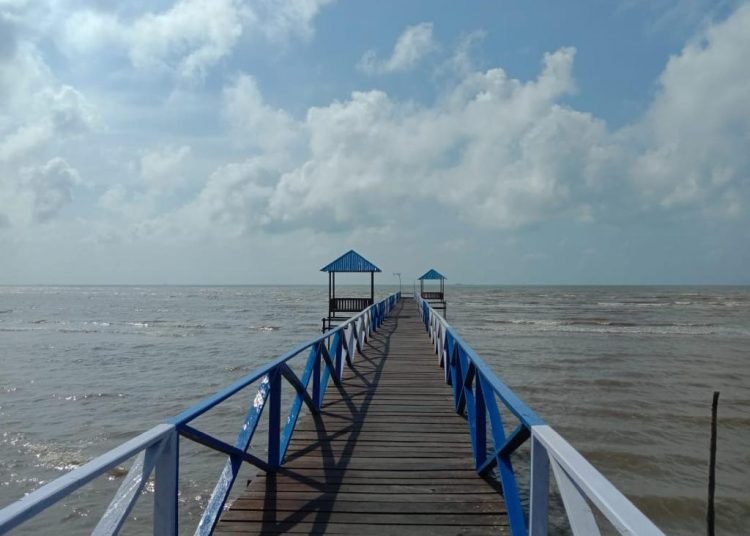 CSR PLN PERCEPAT GELIAT AMBALAT