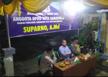 DENI HAKIM ANWAR SEHARI DUA RESES DI TEMPAT BERBEDA