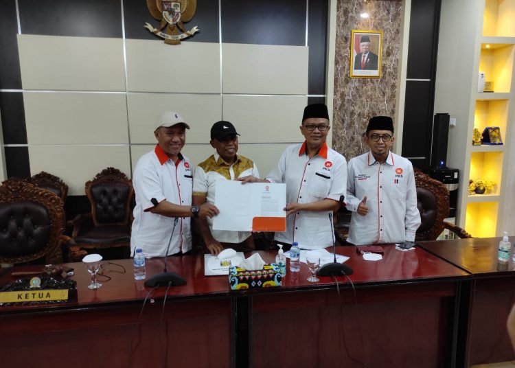 PKS USUNG MANTAN SEKDA